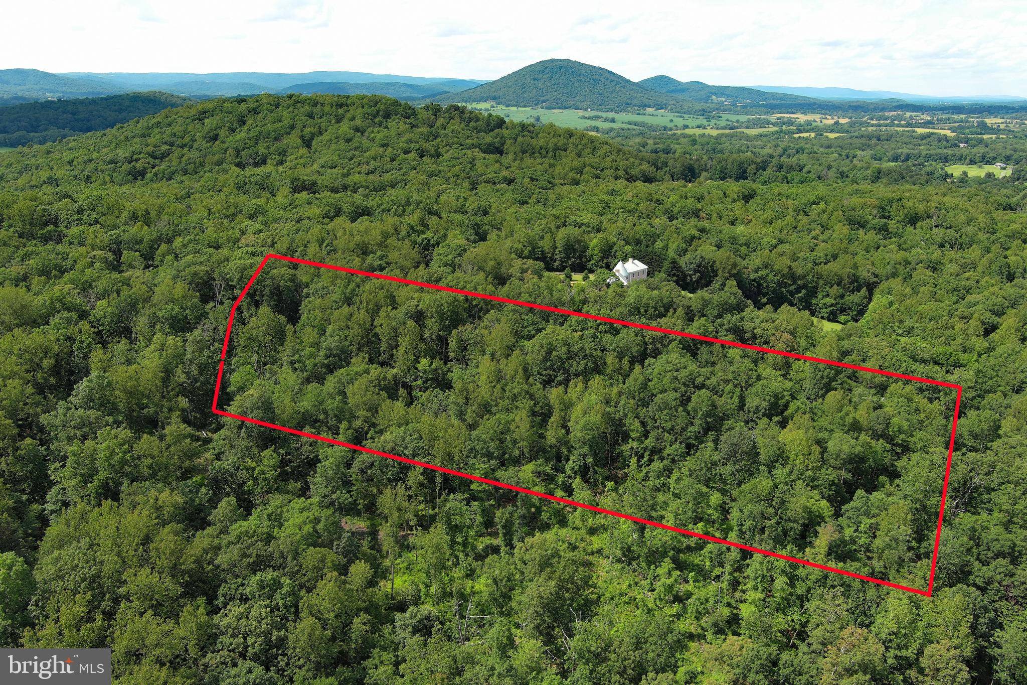 Marshall, VA 20115,000 VARZARA RD
