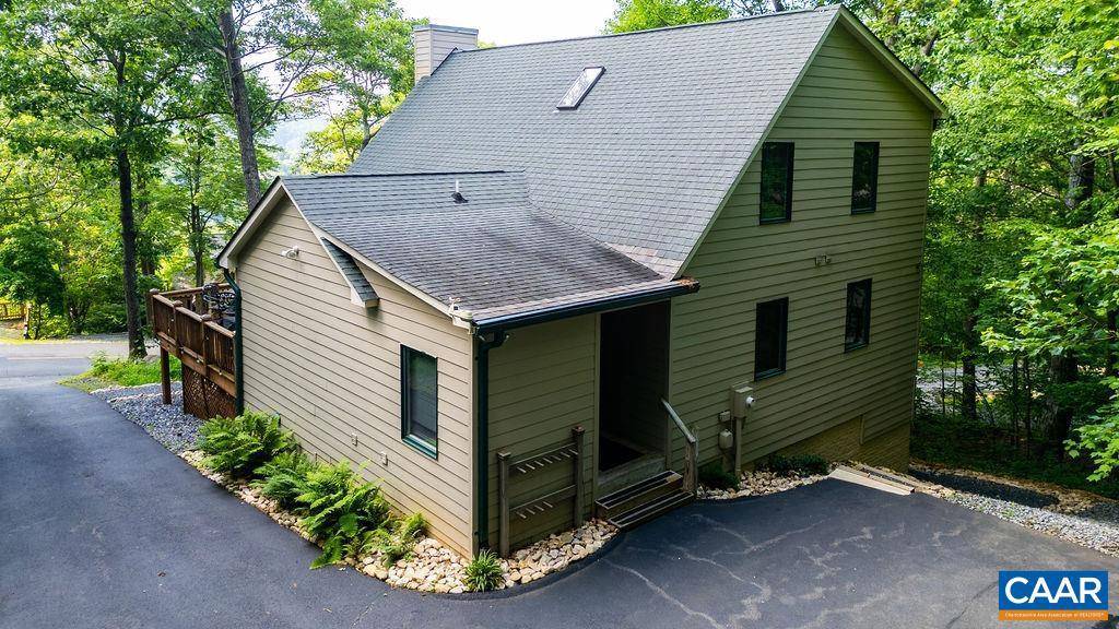 Wintergreen, VA 22967,679 PEDLARS EDGE DR