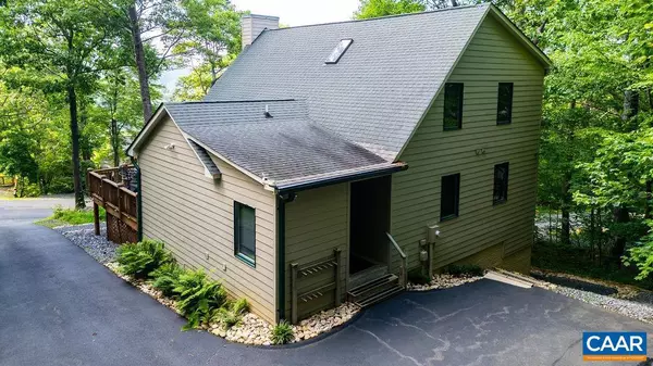 Wintergreen, VA 22967,679 PEDLARS EDGE DR