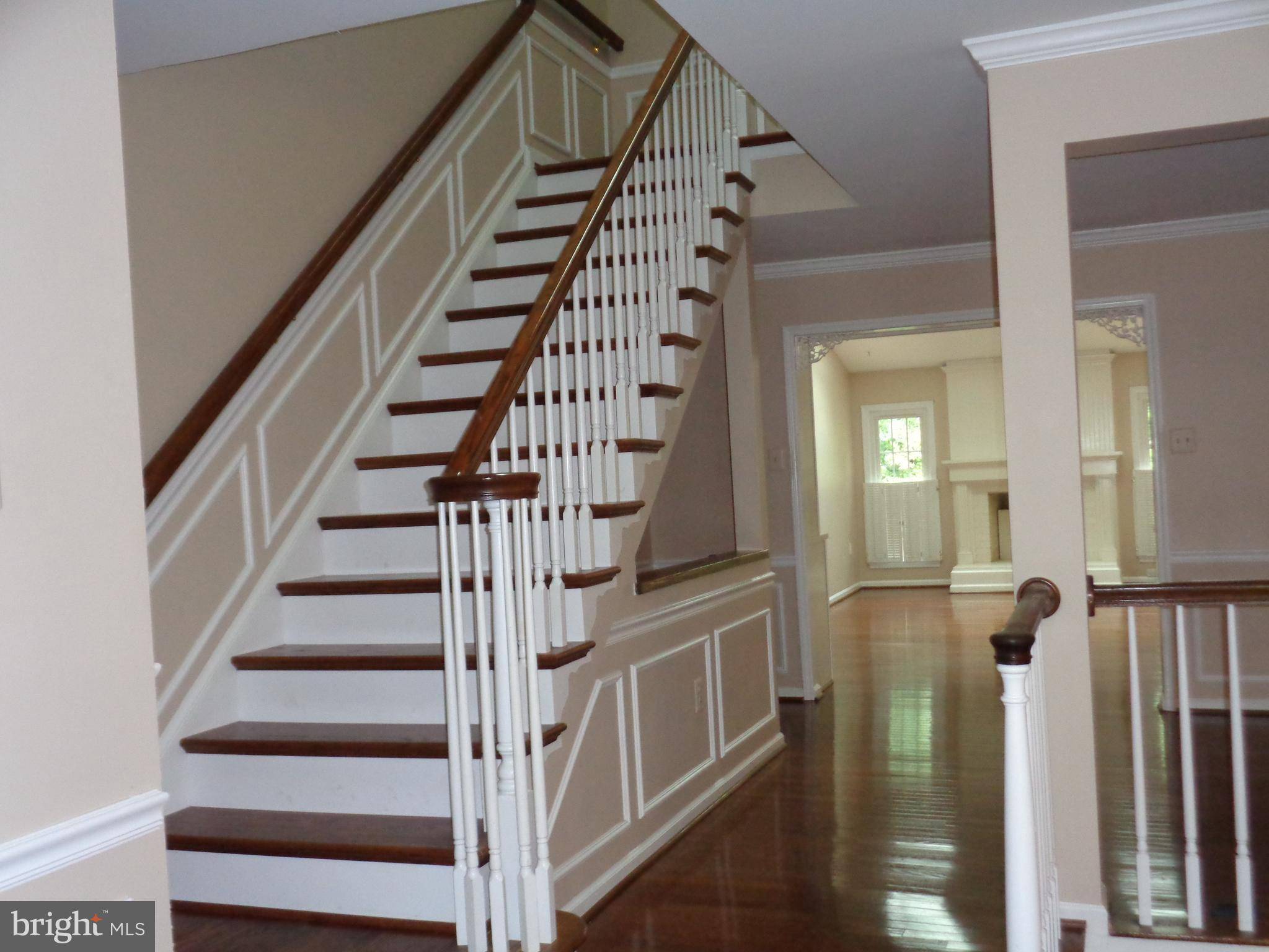 Burke, VA 22015,9811 BURKE POND LN