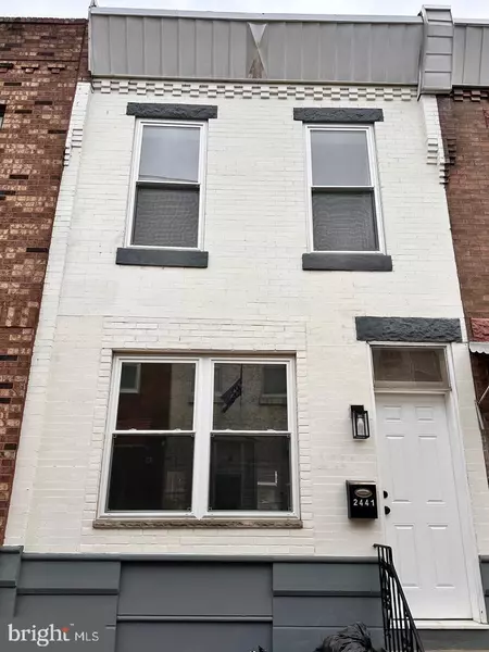 2441 S DARIEN ST, Philadelphia, PA 19148