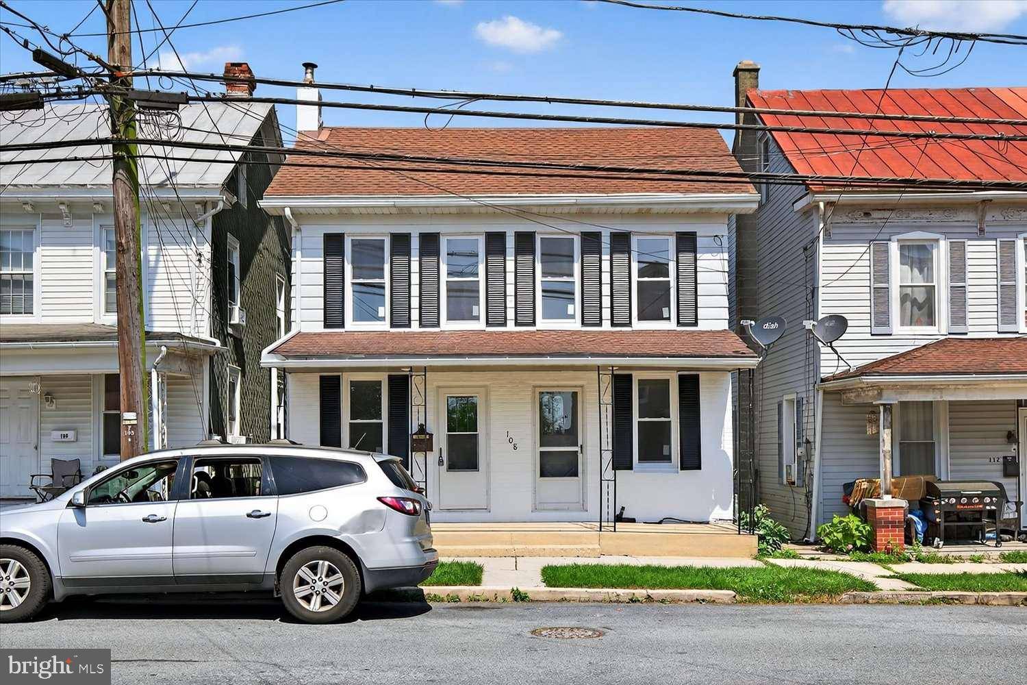 108 N CHURCH ST, Robesonia, PA 19551