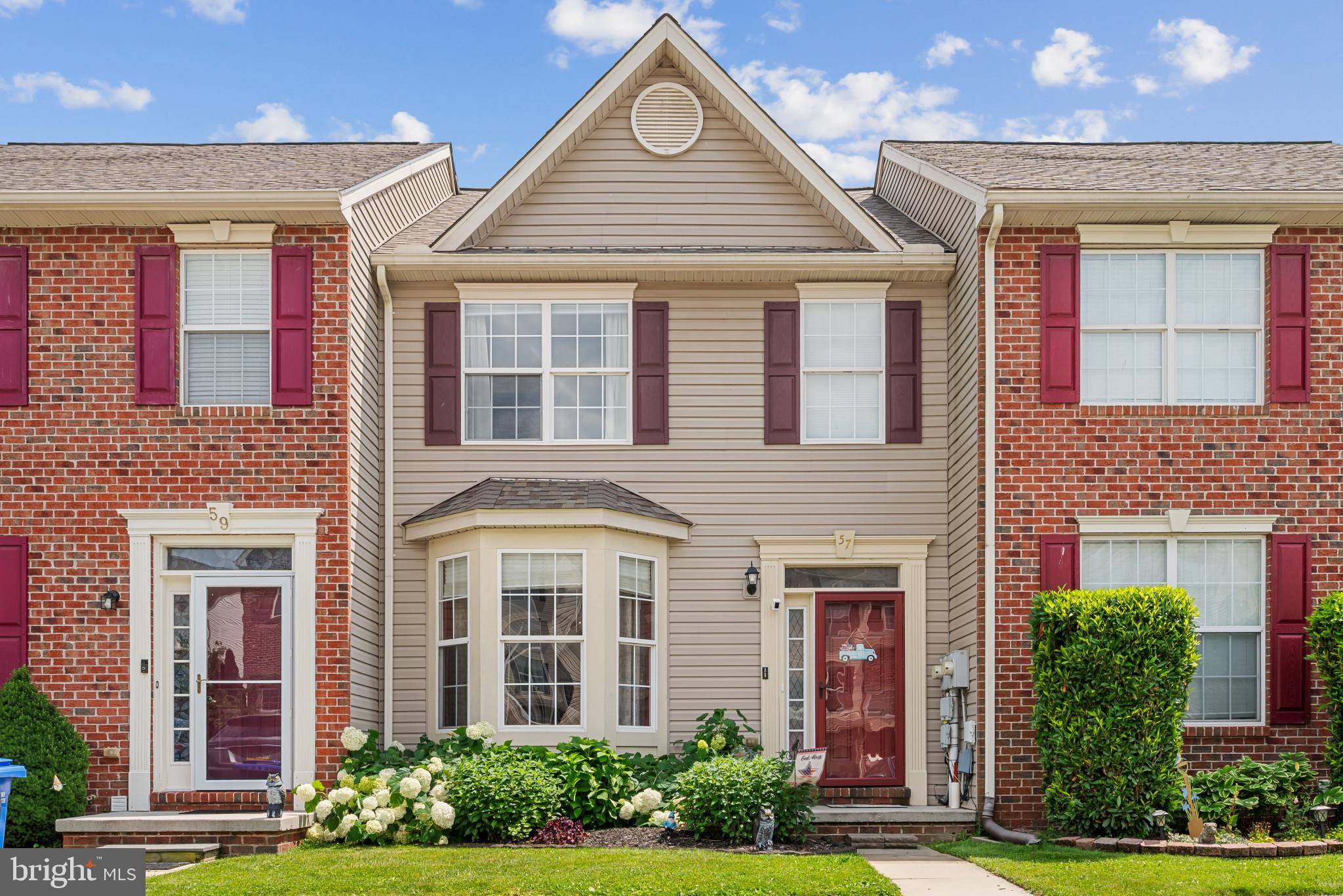 57 SARA LN, Hanover, PA 17331
