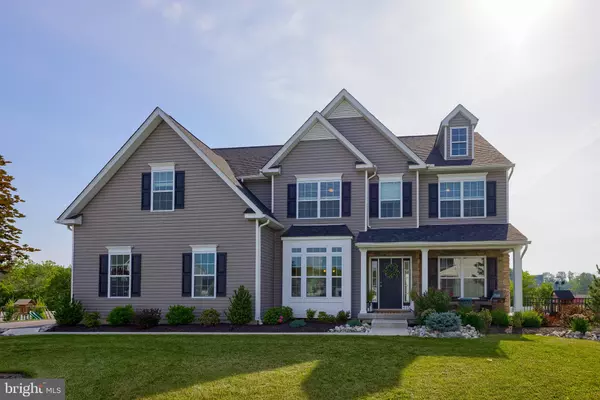415 CHIEF TATAMY ST, Easton, PA 18045