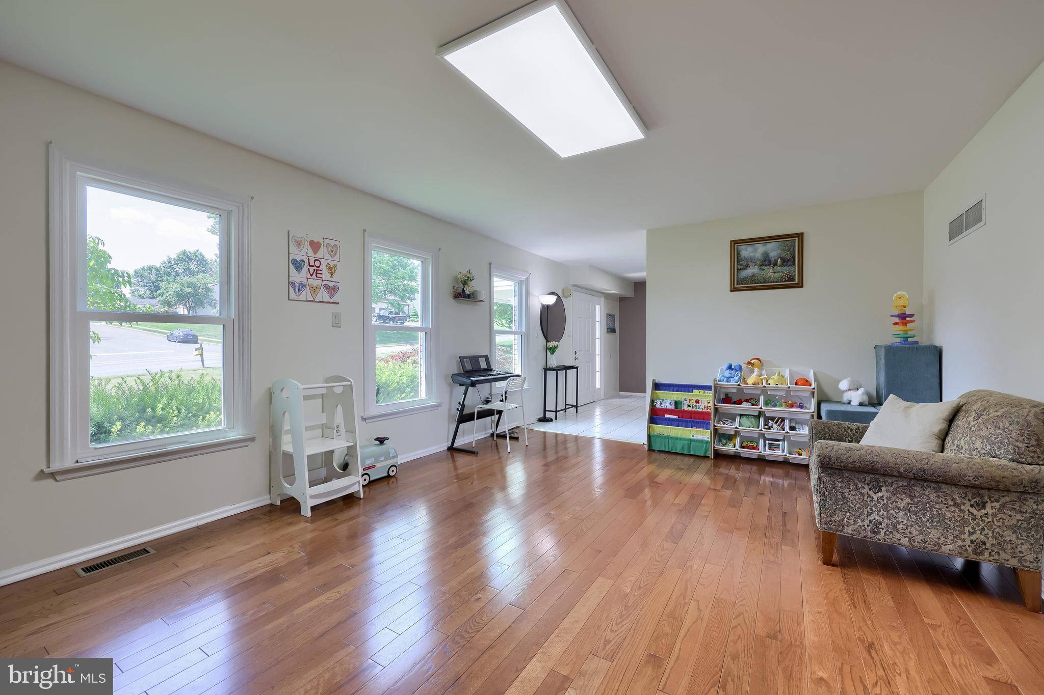 Reading, PA 19608,121 SAGE DR