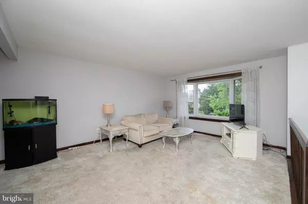 Runnemede, NJ 08078,403 SHEFFIELD CT