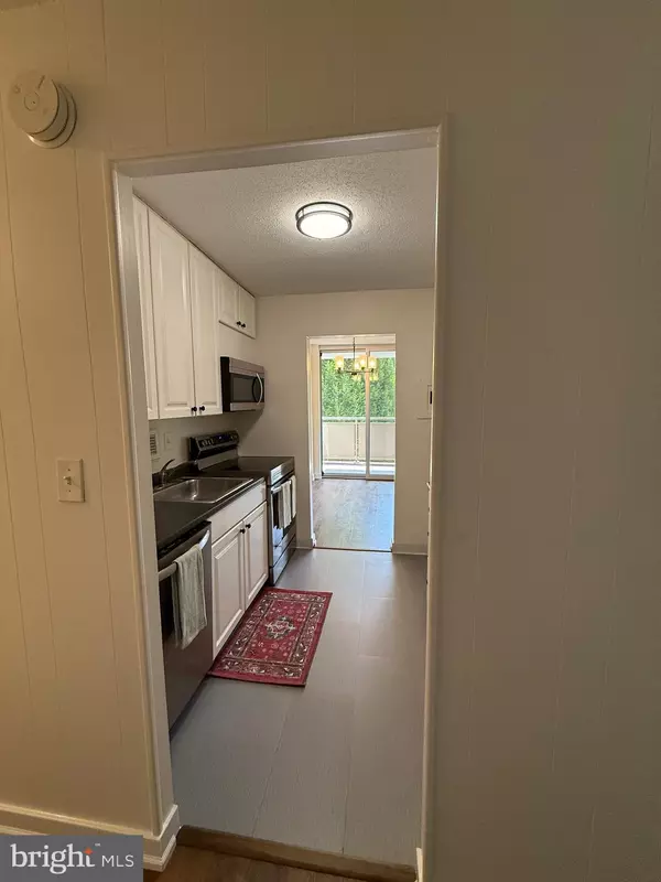 Bethesda, MD 20817,7501 DEMOCRACY BLVD #B315