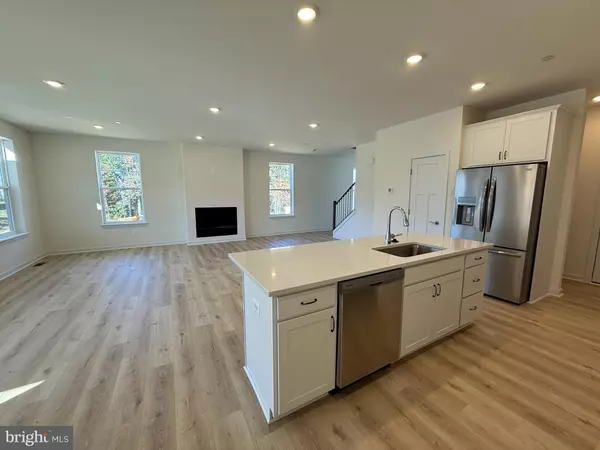 Aberdeen, MD 21001,724 ALDORA DR #111