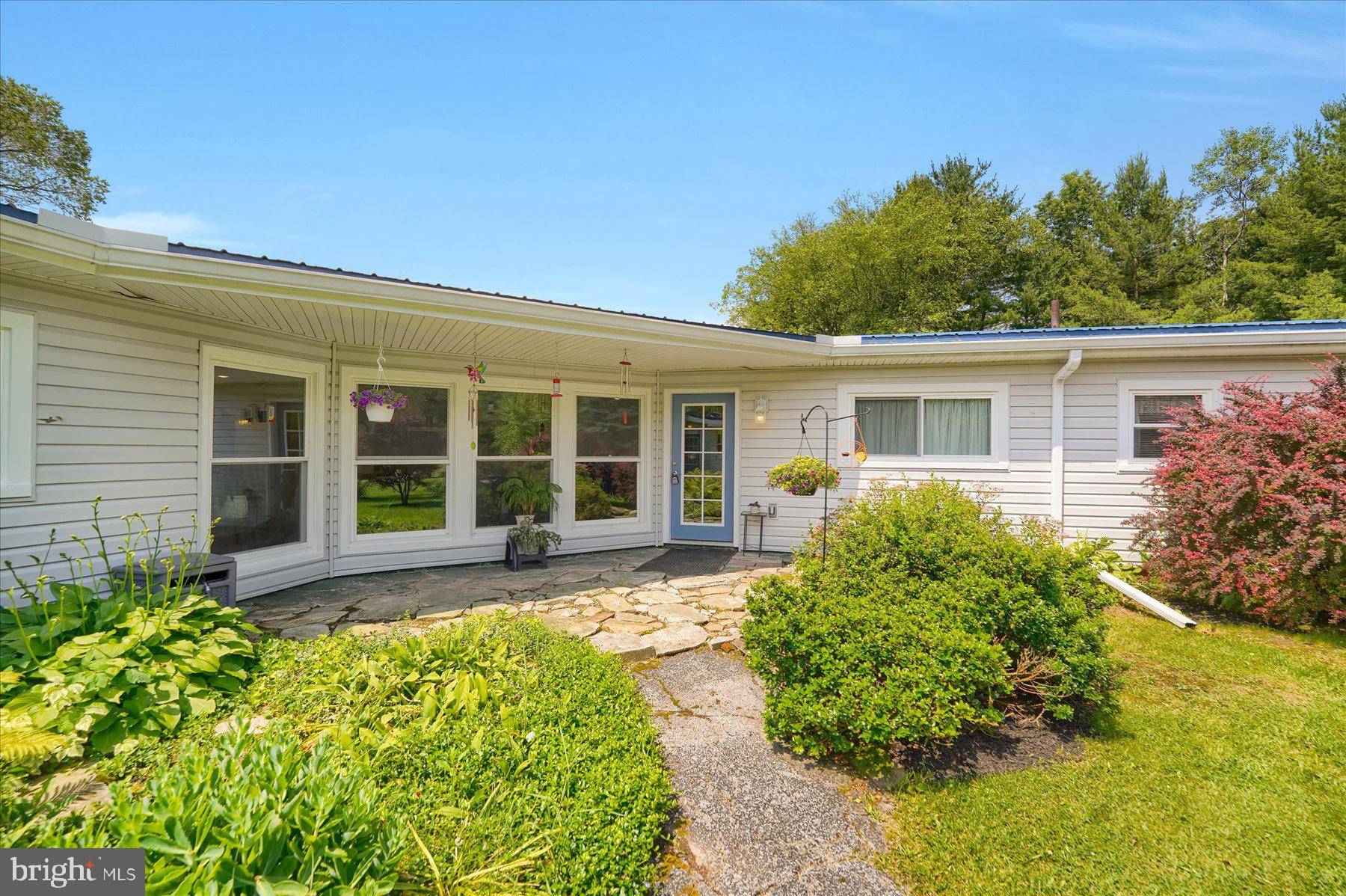 159 SYCAMORE DR, Karthaus, PA 16845