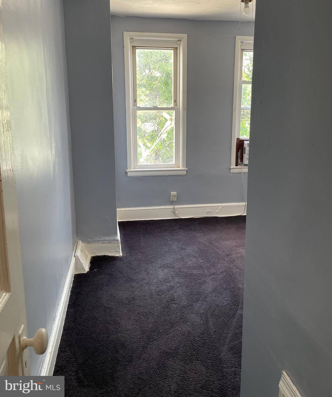 Camden, NJ 08104,422 VIOLA ST