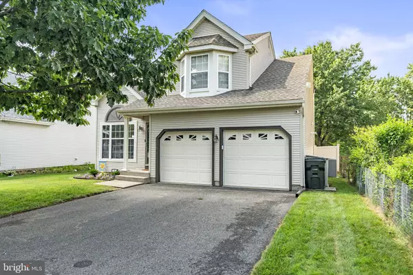 16 FOXCHASE DR, Burlington Township, NJ 08016