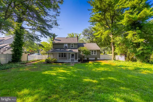 West Deptford, NJ 08066,728 CARTER HILL DR