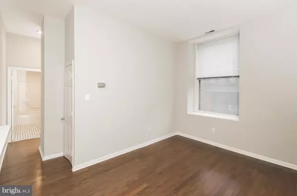 Philadelphia, PA 19107,145 S 13TH ST #305