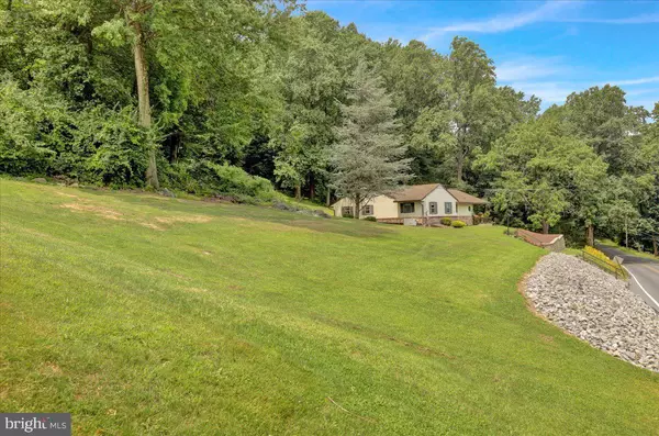 Wernersville, PA 19565,90 PRESTON RD