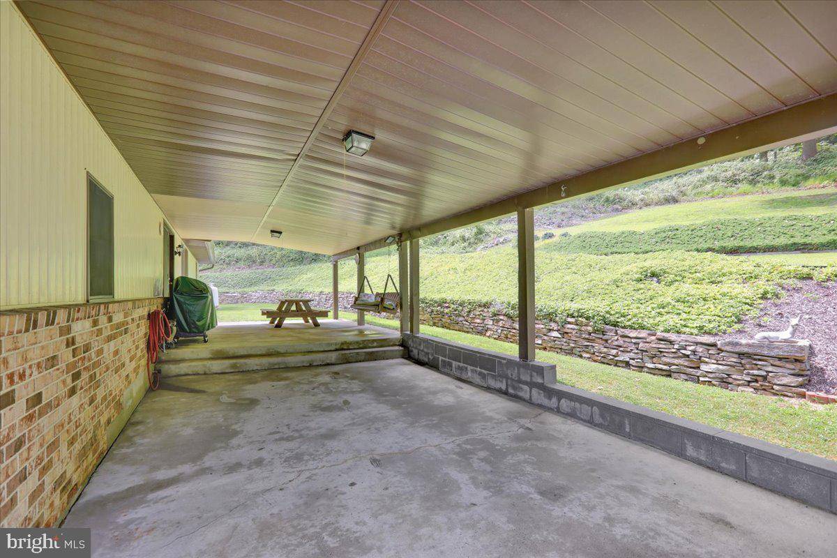 Wernersville, PA 19565,90 PRESTON RD