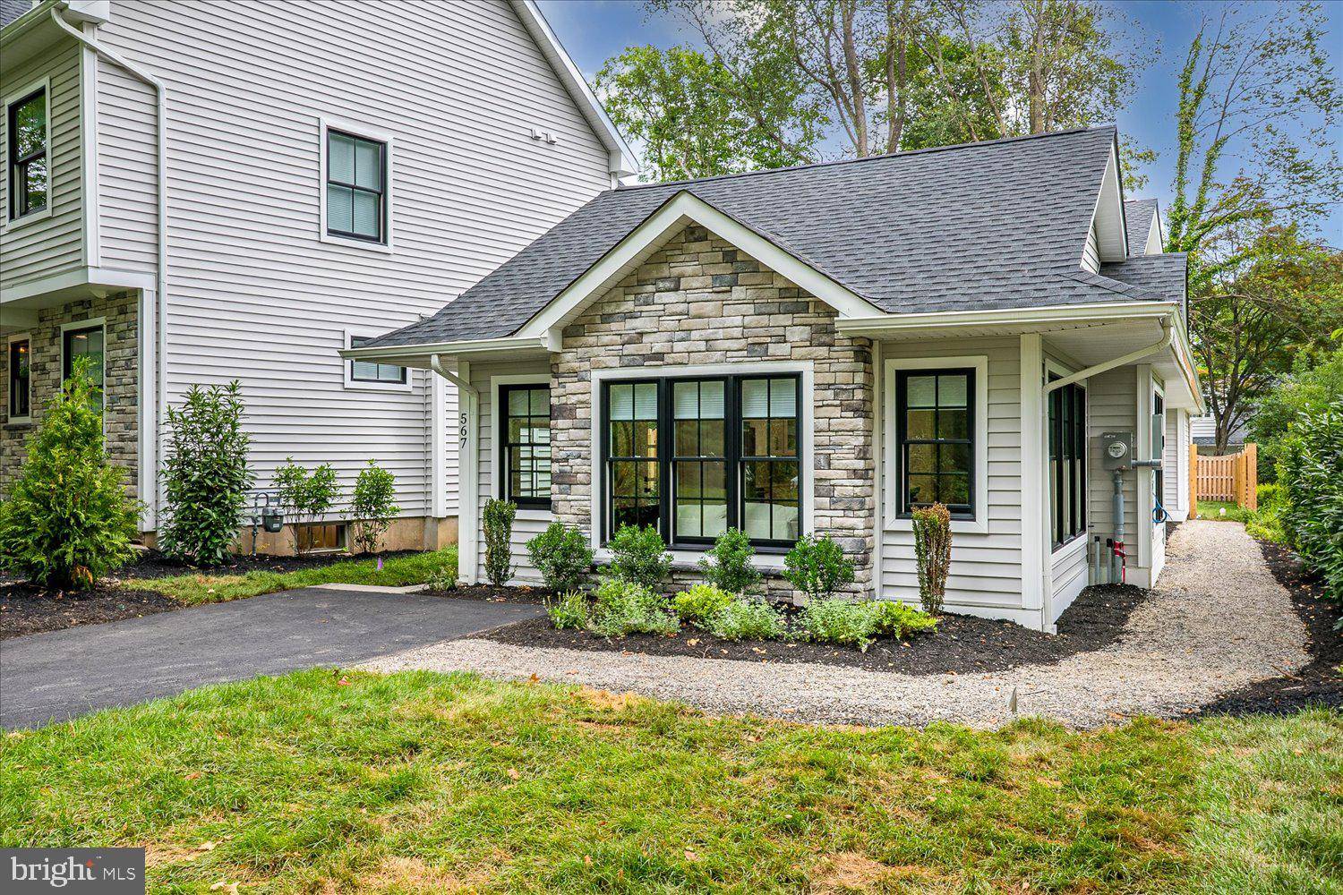 Princeton, NJ 08540,567 RIVERSIDE DR