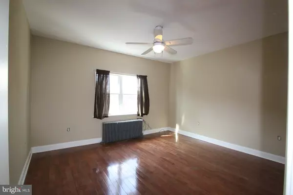Philadelphia, PA 19147,1309 S WARNOCK ST #2