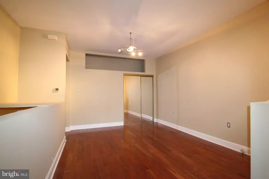1309 S WARNOCK ST #2, Philadelphia, PA 19147