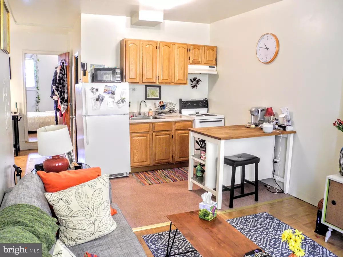 Philadelphia, PA 19147,1534 S 4TH ST #1ST FL