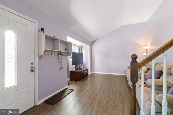 Mantua, NJ 08051,648 TOPEKA AVE