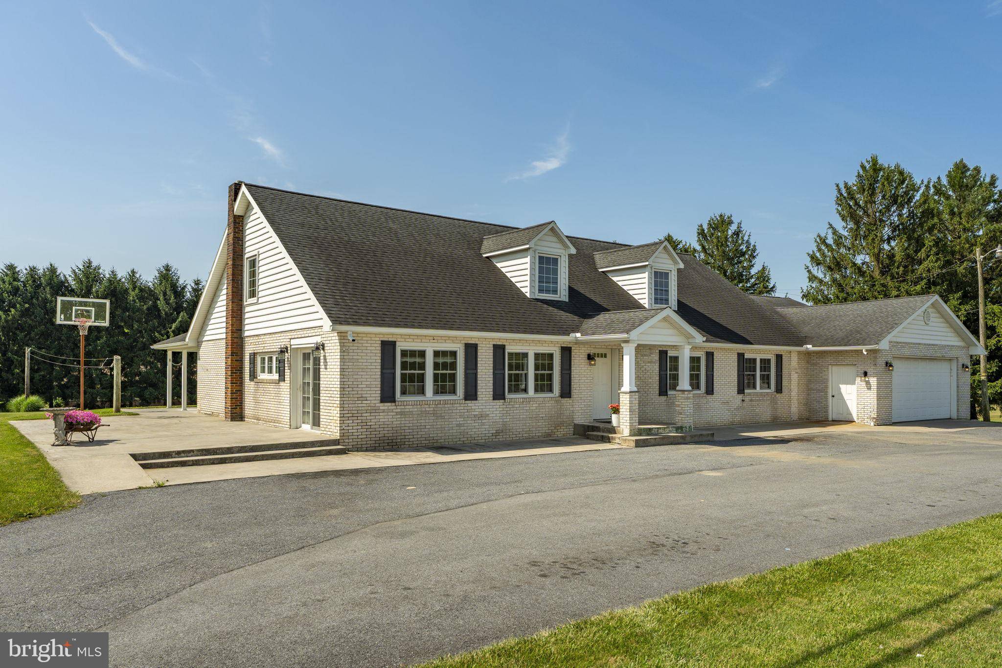 Fredericksburg, PA 17026,2860-22 STATE ROUTE 22