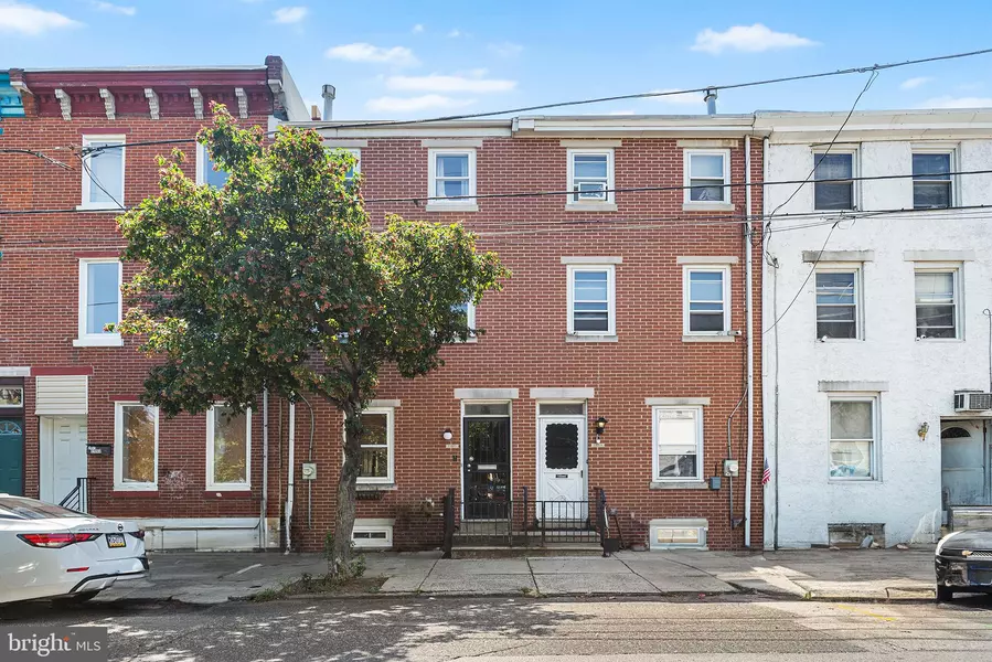 2461 AMBER ST, Philadelphia, PA 19125