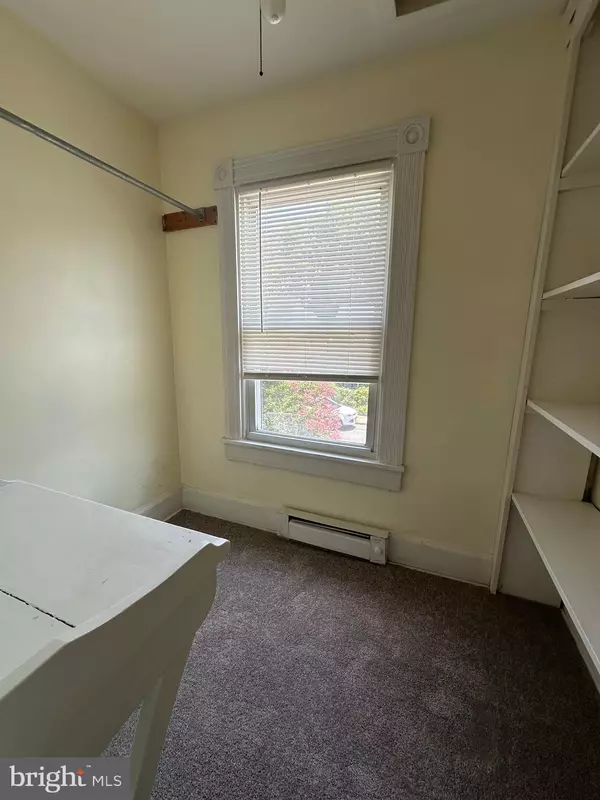 Cambridge, MD 21613,125 W END AVE #2