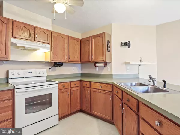 Martinsburg, WV 25404,6 BLAKE