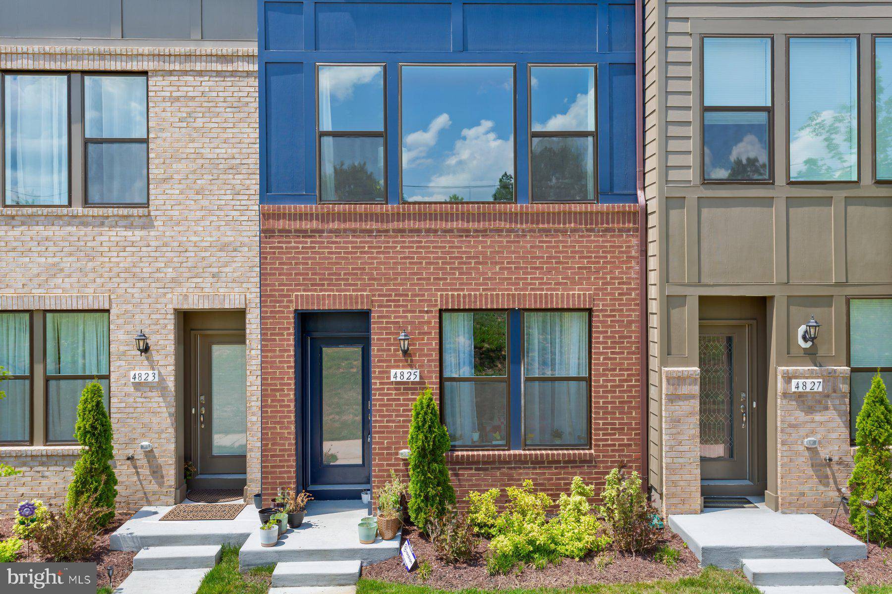 Lanham, MD 20706,4825 VISTA GREEN LN