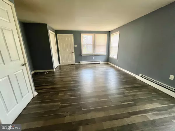 Burlington, NJ 08016,140 E FEDERAL ST