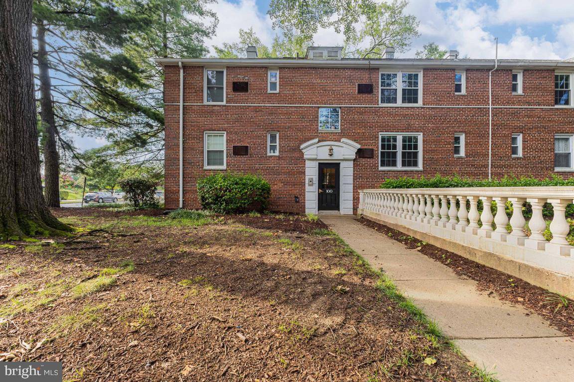 100 N GEORGE MASON DR #100-3, Arlington, VA 22203