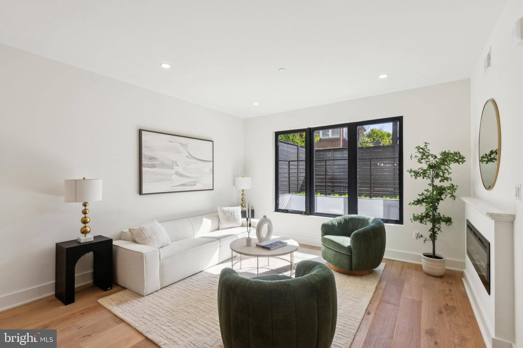 Washington, DC 20012,7125 GEORGIA AVENUE NW #1