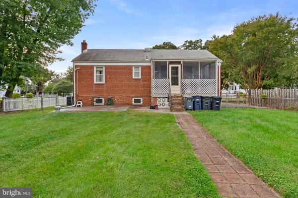 District Heights, MD 20747,3002 WALTERS LN