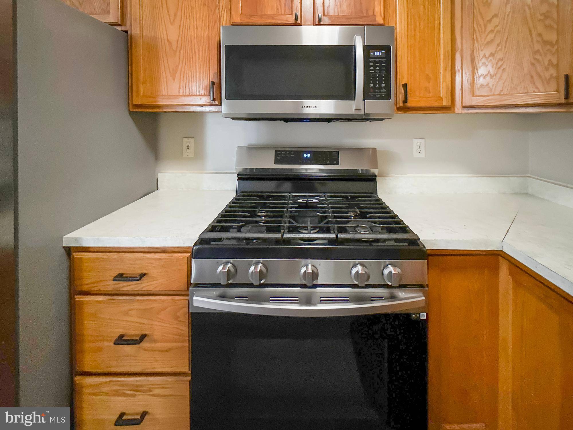 New Oxford, PA 17350,1 OXFORD CT
