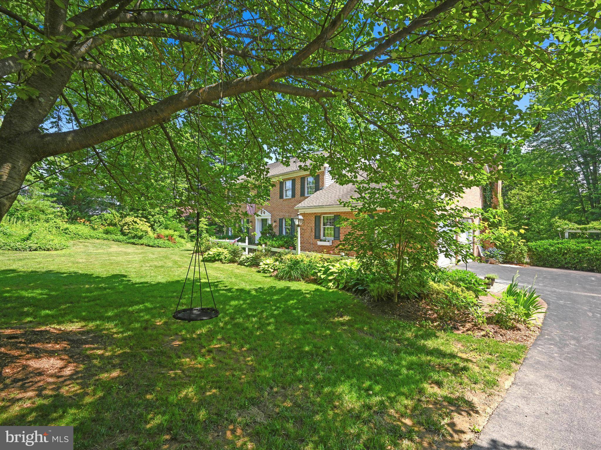 Lancaster, PA 17603,9 DEERFIELD RD
