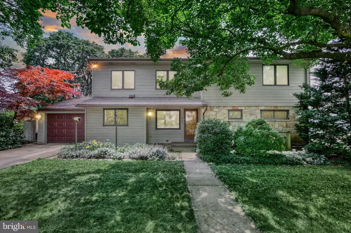 Camp Hill, PA 17011,2107 YALE AVE