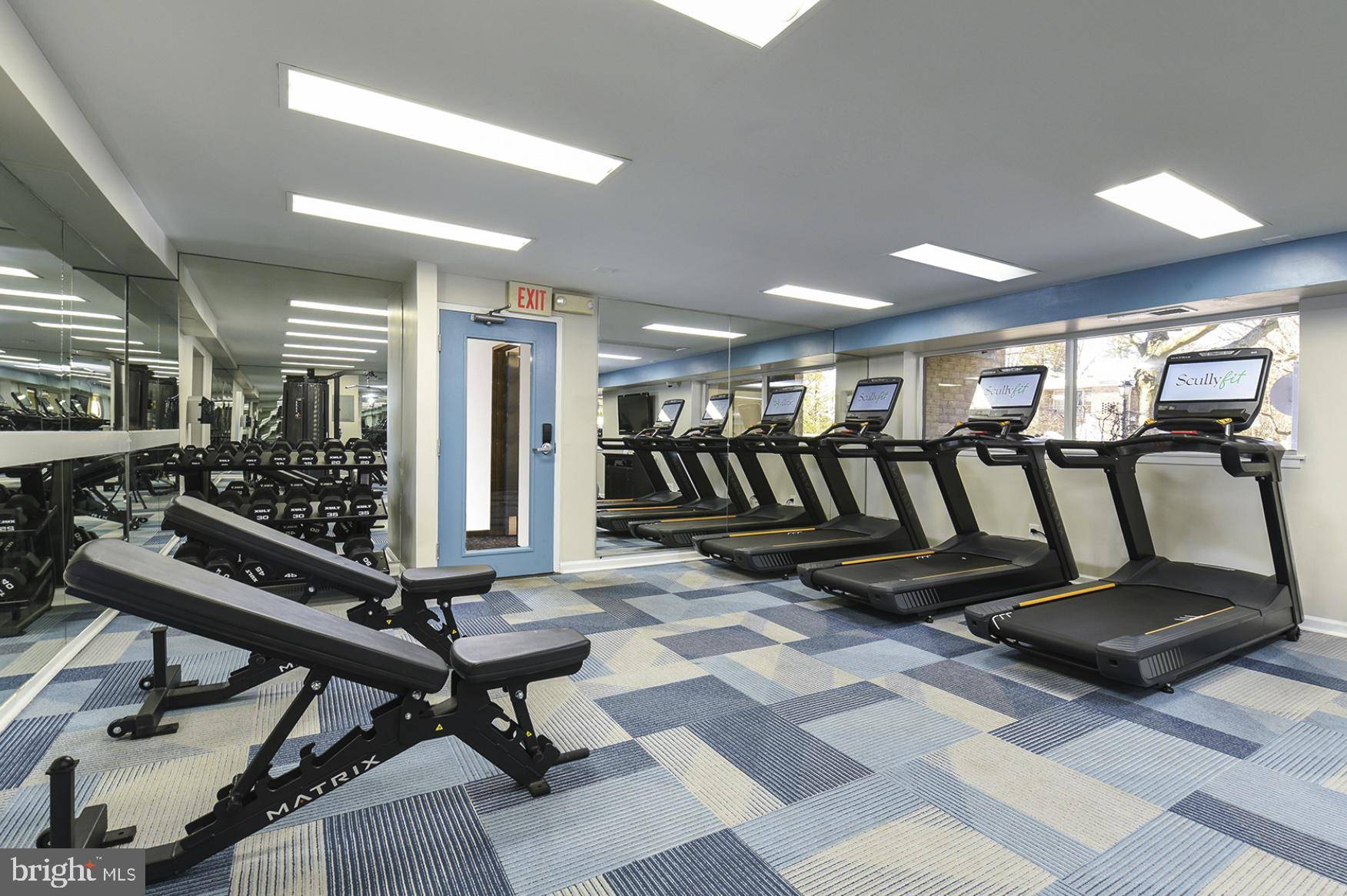 Radnor, PA 19087,284 IVEN AVE #2B-290-1B