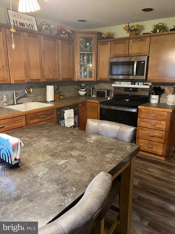 Croydon, PA 19021,718 SECOND AVE