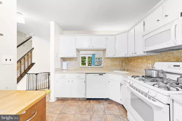 Lawrenceville, NJ 08648,75 QUINCE CT