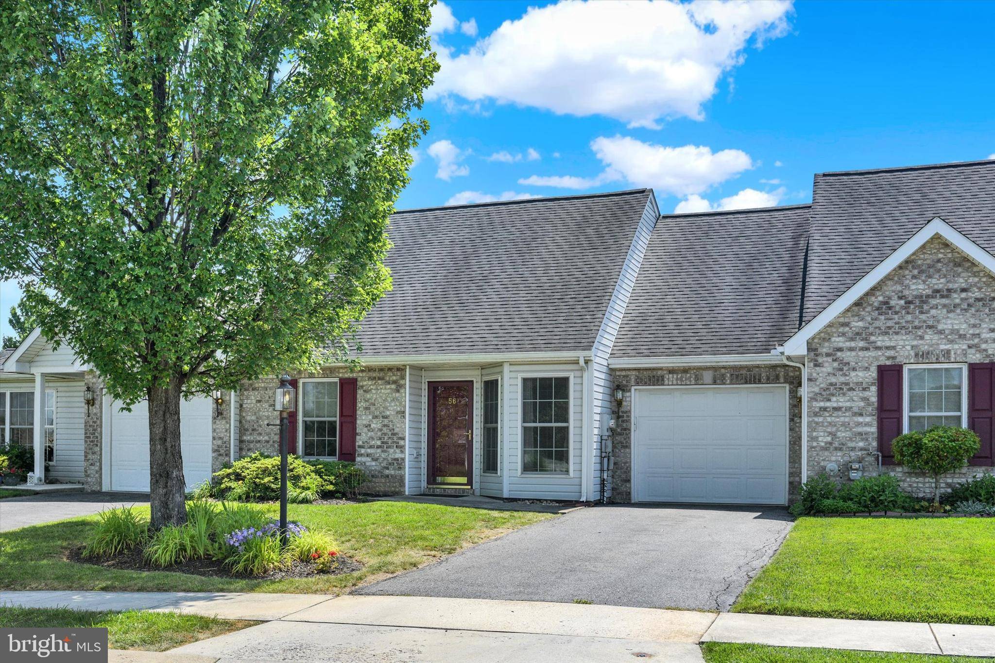 Mechanicsburg, PA 17050,56 LONGWOOD DR