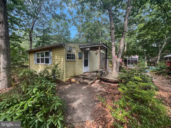 1857 LAKESHORE DR, Millville, NJ 08332