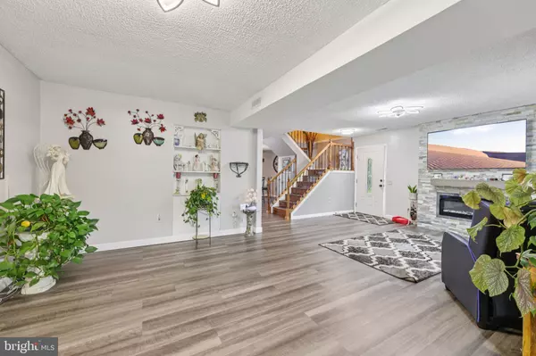 Waldorf, MD 20602,3467-C LILAC PL