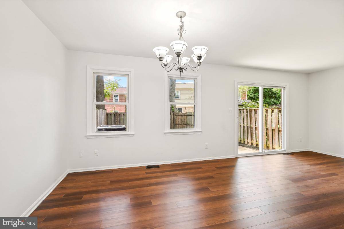 Gaithersburg, MD 20878,70 OAK SHADE RD