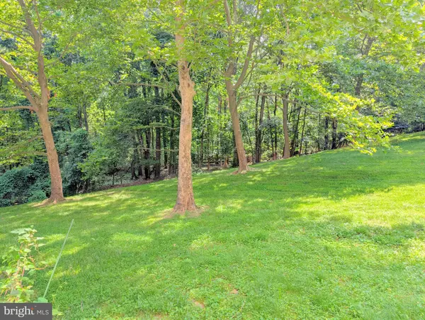 Greenbelt, MD 20770,7805 CHARTWELL PL