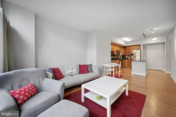 Washington, DC 20001,475 K ST NW #328