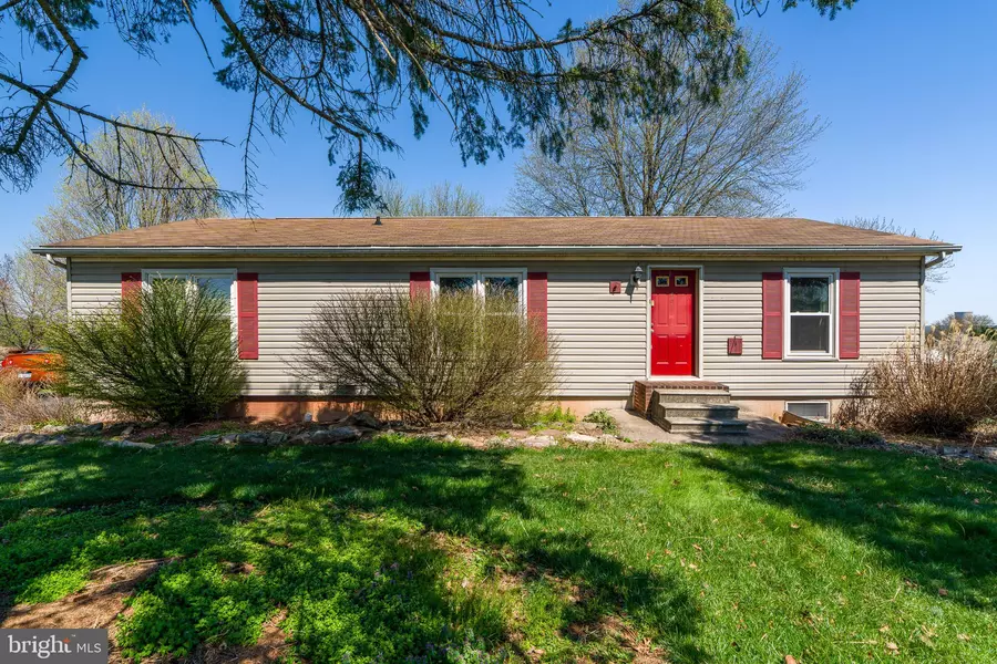 461 SHELLEYS LN, Etters, PA 17319