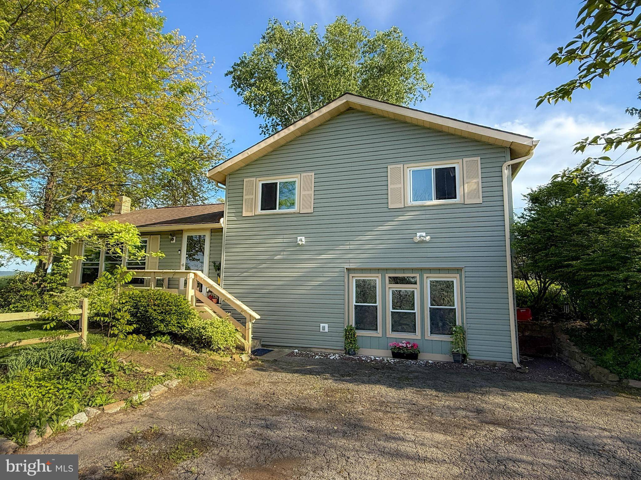 162 HILL TOP HEIGHTS, Bedford, PA 15522