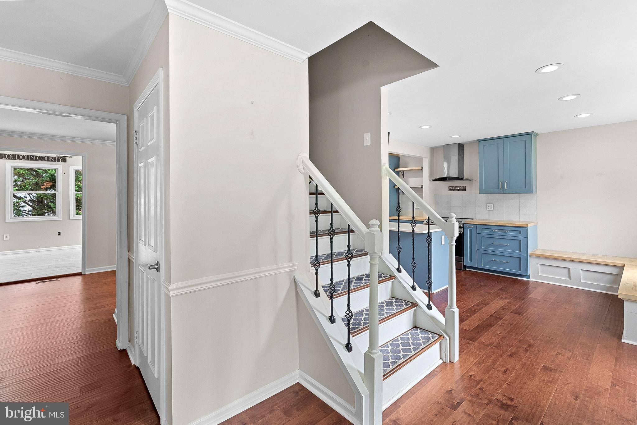 Sterling, VA 20165,6 S LOWERY CT S
