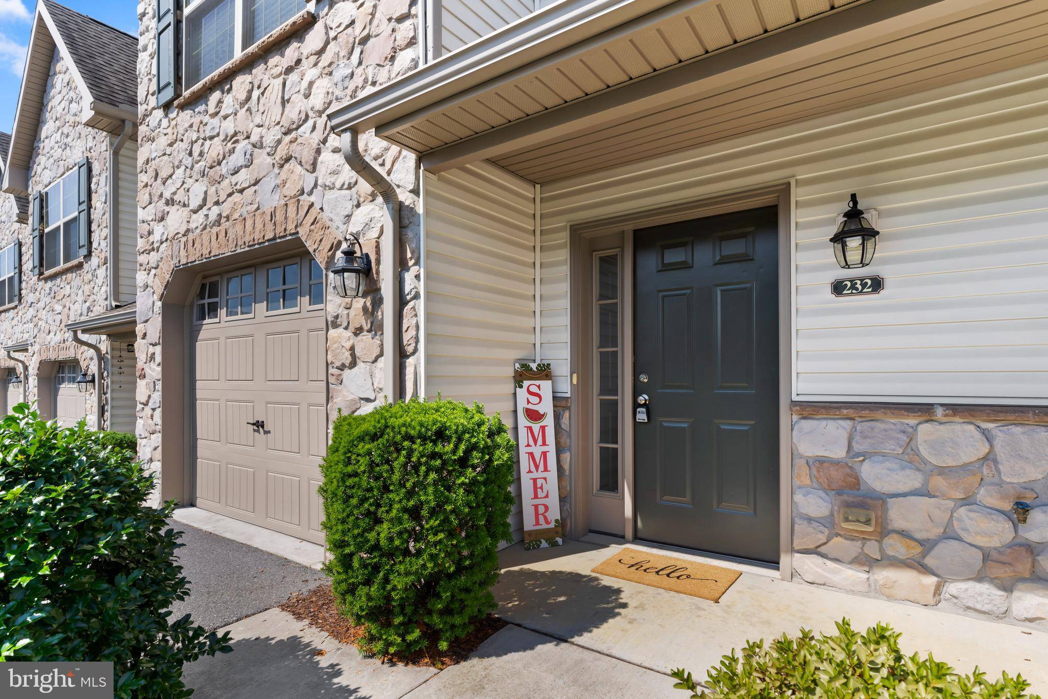 Mechanicsburg, PA 17055,232 MELBOURNE LN