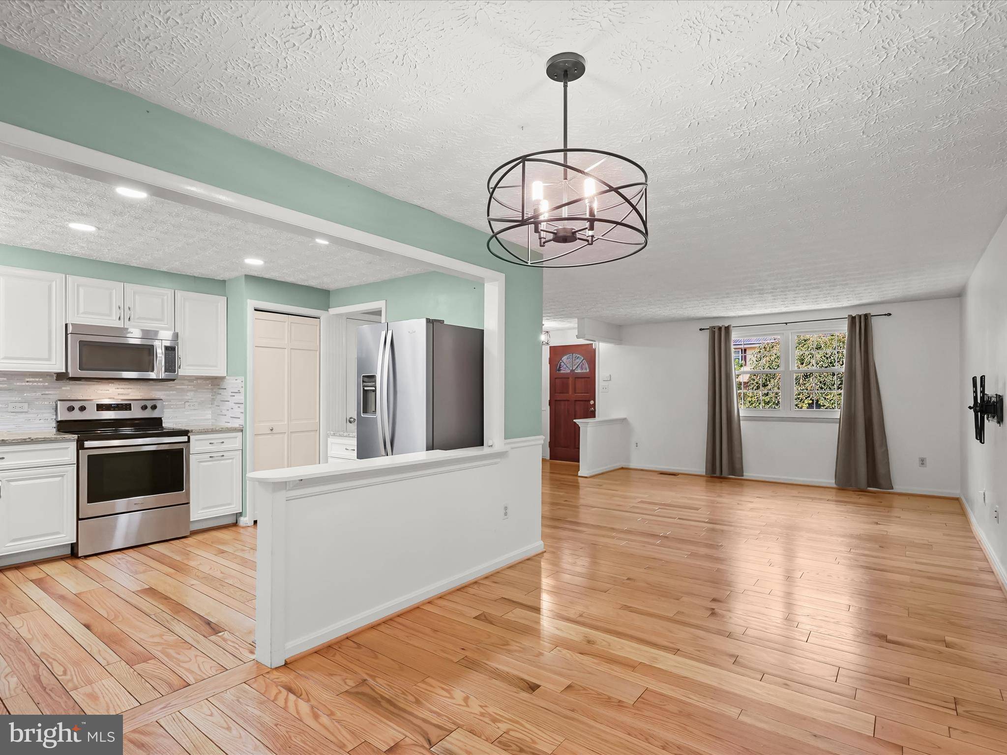 Bowie, MD 20720,12715 LODE ST